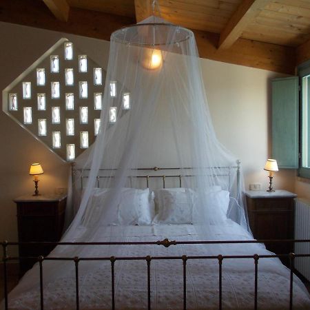 Locanda San Francesco Montecarotto ภายนอก รูปภาพ