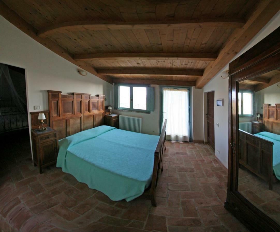 Locanda San Francesco Montecarotto ภายนอก รูปภาพ